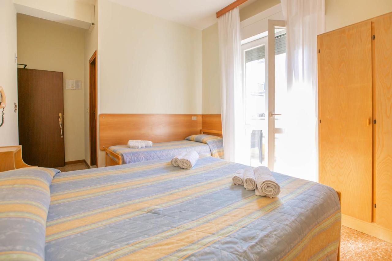 Hotel Ischia Rimini Eksteriør bilde
