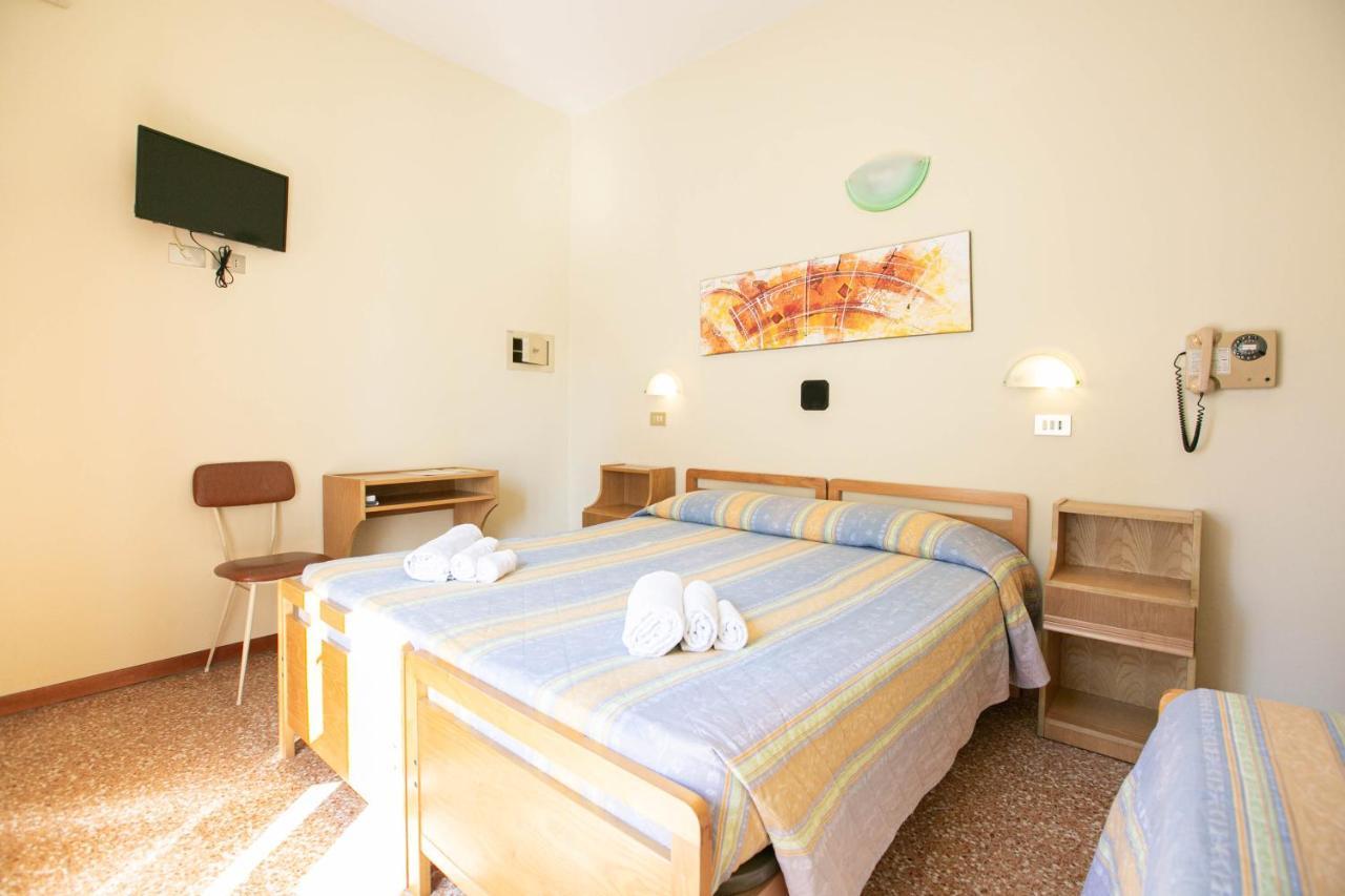 Hotel Ischia Rimini Eksteriør bilde