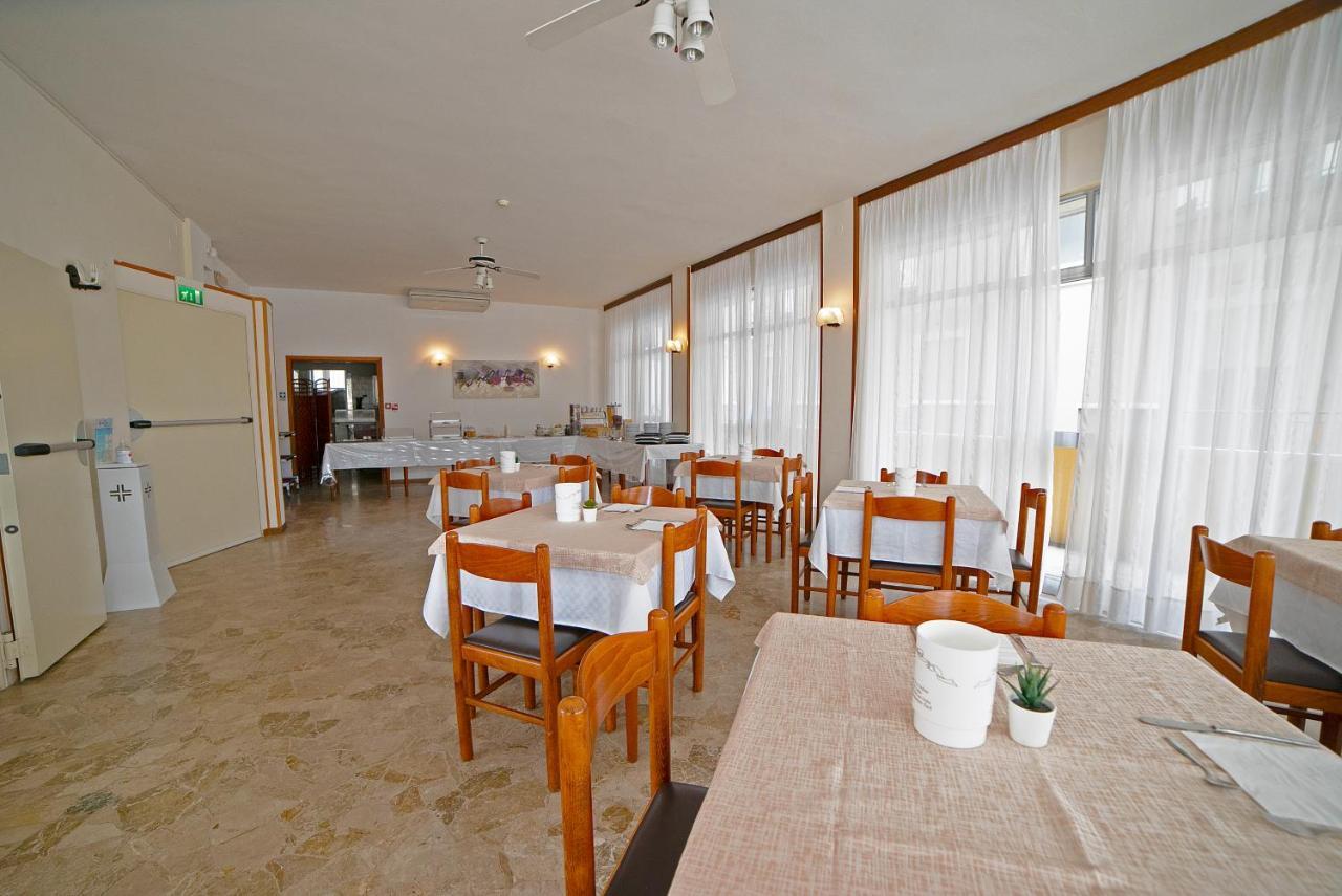 Hotel Ischia Rimini Eksteriør bilde